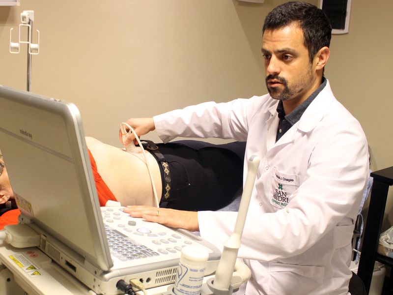 ecografía abdominal Dr. Gabriel Chagas